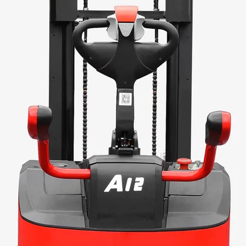 Ergonomic Tiller Design